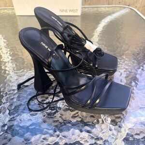 Nine West Black Strappy Sandals